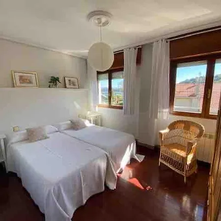 La Palmera Del Puerto *