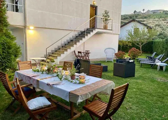 La Palmera Del Puerto *